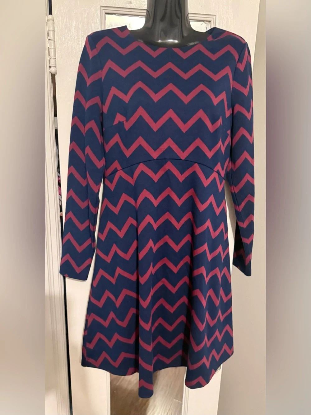 Boden Annie Navy Burgundy Chevron Zigzag Jacquard Knit Fit Flare Dress Sz 8